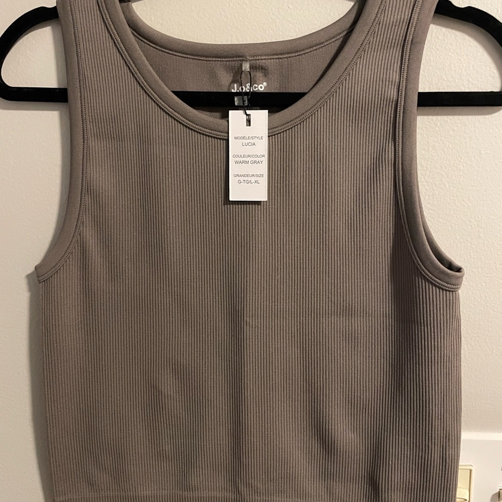 Women's Gray Ribbed Tank Top